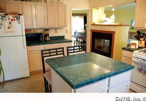 2nd image of 317 Edwards Dr