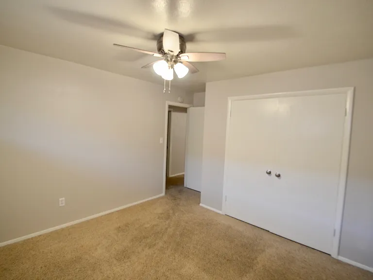 5705 S Pearl St — Photo 13