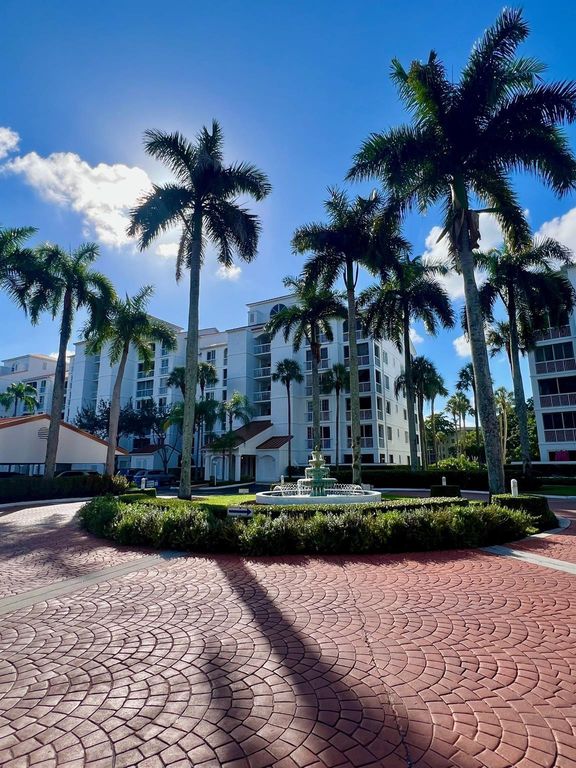 4126 W Palm Aire Drive #262d, photo 3