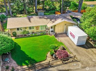 19761 NE 156th Pl, Woodinville, WA 98077