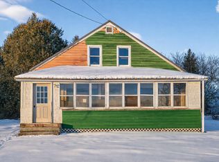 28 Hammond Street, Caribou, ME 04736