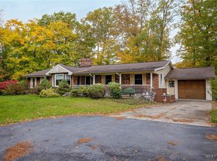 1341 Little Falls Rd, Corfu, NY 14036