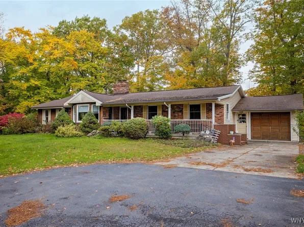 1341 Little Falls Rd, Corfu, NY 14036