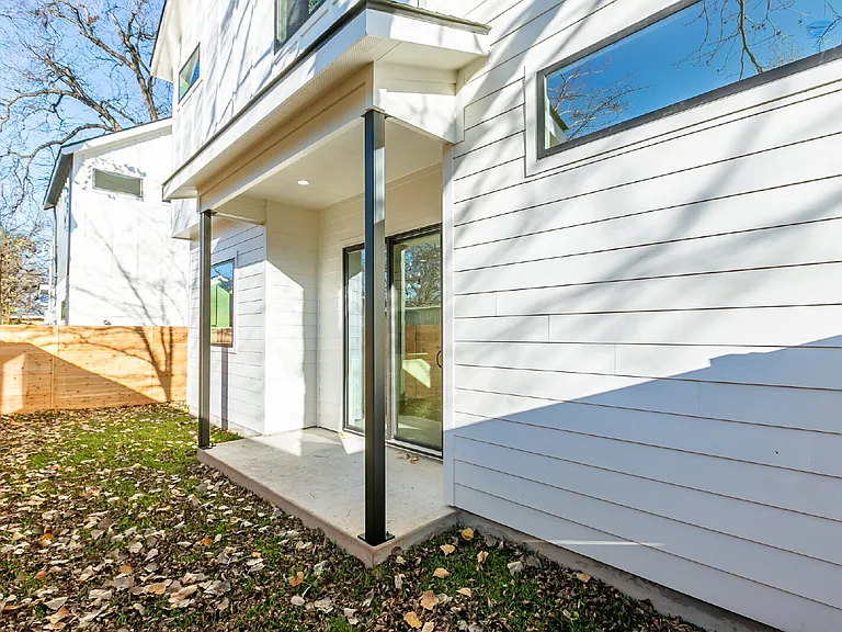 2008 Canterbury St #A — Photo 4