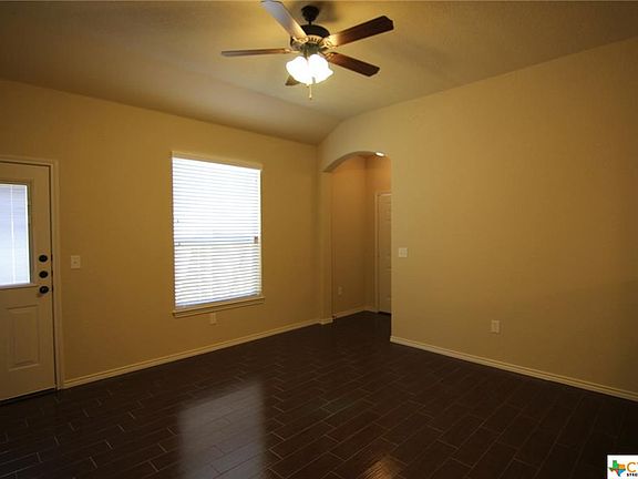 2nd image of 684 Creekside Cir