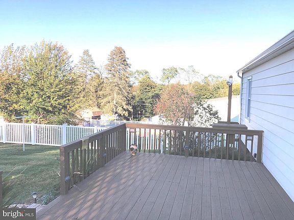 2nd image of 59 E Crestlyn Dr