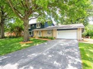 7219 Franklin Ave, Windsor Heights, IA 50324