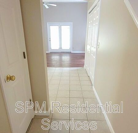 5th image of 5150 Lampost Cir