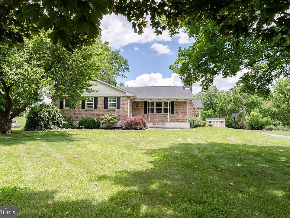2810 Leidy Rd, Gilbertsville, PA 19525 Zillow