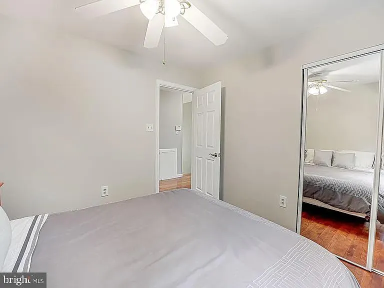 2221 Senseney Ln — Photo 13