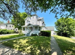 19 Farview Ave APT 2, Danbury, CT 06810