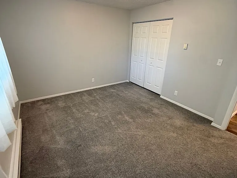 365 Bellvue Ave — Photo 17
