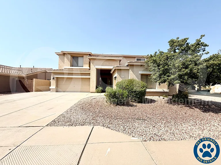 9940 E Medina Ave — Photo 1