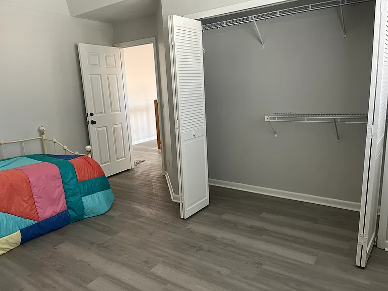 8 Marina Point Pl — Photo 24