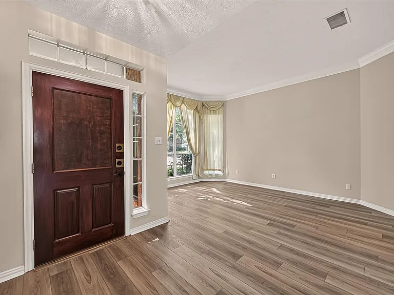 2607 Plantation Hollow Ct — Photo 4