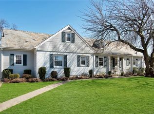 194 Wyndcliffe Rd, Scarsdale, NY 10583