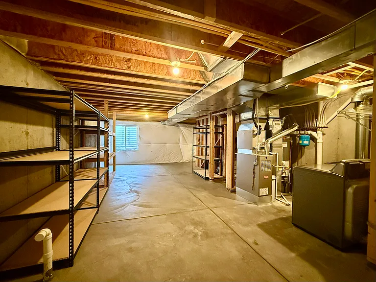 827 Apex Dr #C — Photo 39