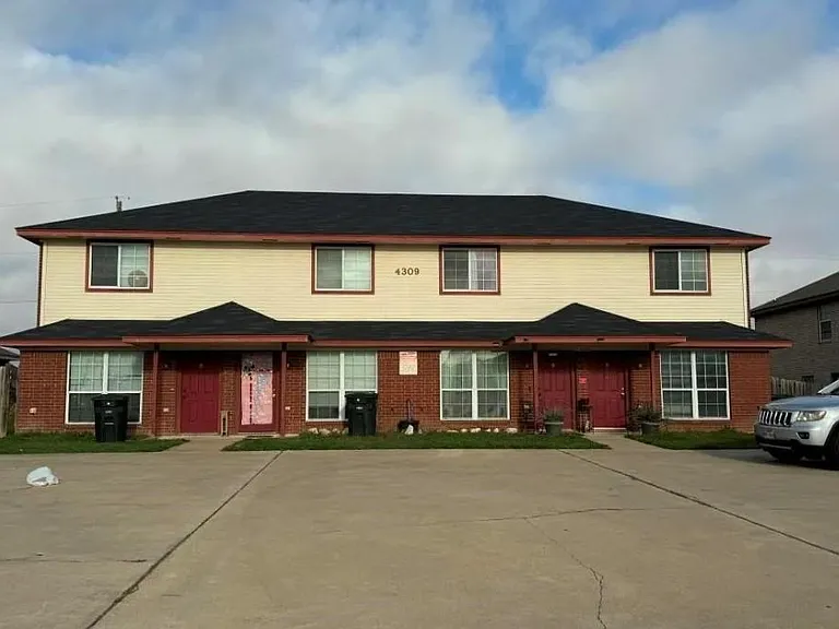 4309 Mattie Dr #D — Photo 1