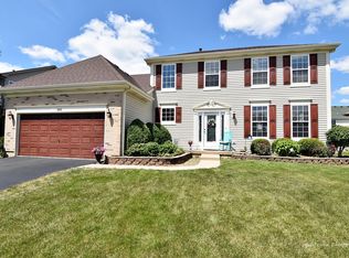 268 Hampton Rd, Sugar Grove, IL 60554