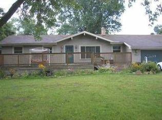 11722 Tinkers Creek Rd, Valley View, OH 44125