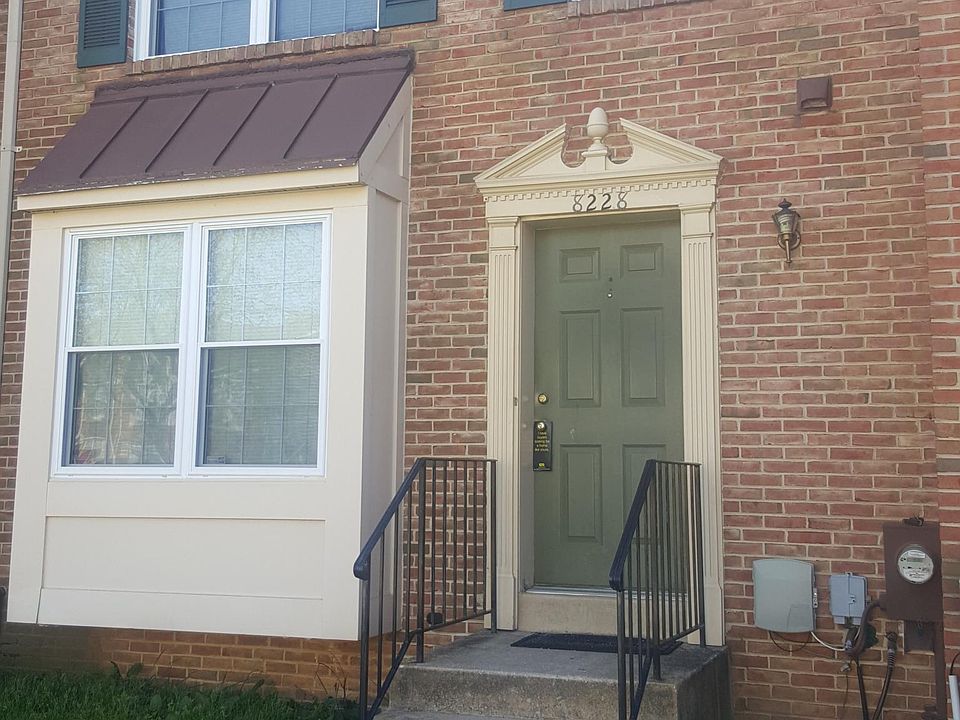 2nd image of 8228 Londonderry Ct