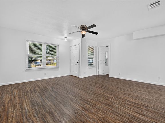 4th image of 906 Euclid St