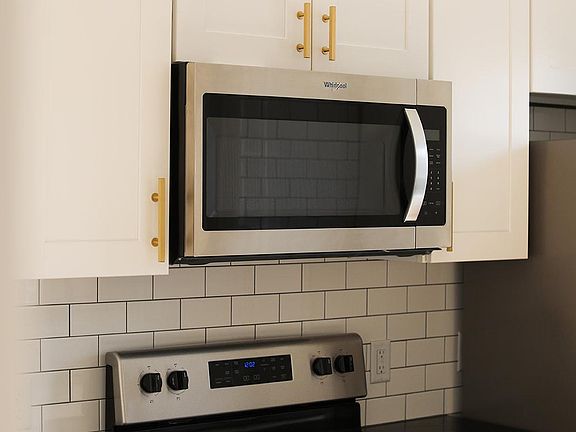 4th image of 26 East St #3