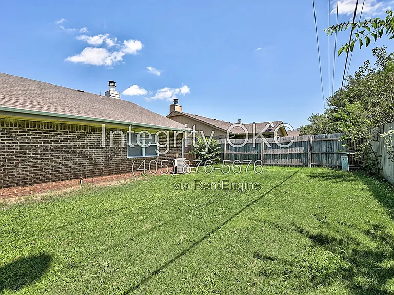 7200 NW 115th St — Photo 25