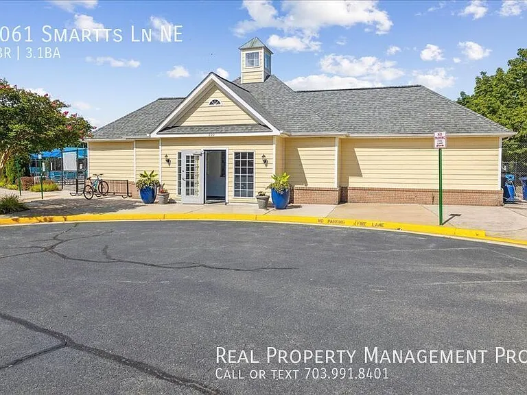 1061 Smartts Ln NE — Photo 41