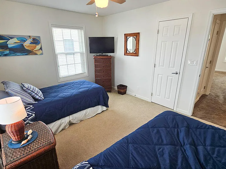 24 Dorothy Dr — Photo 25