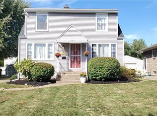 257 Lowell Rd, Buffalo, NY 14217