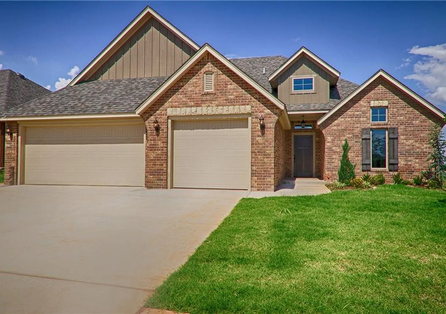 Very Nice 4 bedroom 2.5 bath home in the Piedmont school district — Photo 1