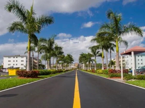 4037 Guildford C, Boca Raton, FL 33434