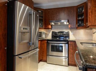 26-28 Ten Hills Rd, Somerville, MA 02145