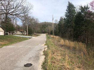 Walnut Ave, Eureka Springs, AR 72631