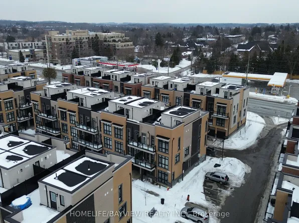 8 Sayers Ln #17, Richmond Hill, ON L4E 1J4