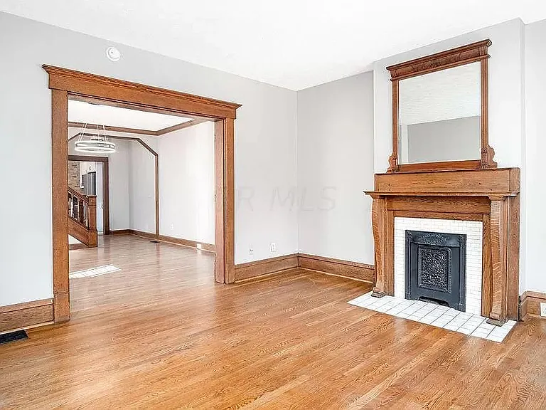 925 Mount Pleasant Ave #925 — Photo 3