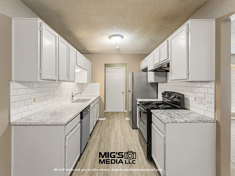 1809 San Rafael St #1809 — Photo 4