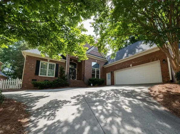 5100 Bearberry Point, Greensboro, NC 27455
