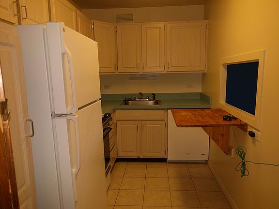 2nd image of 5401 S Hyde Park Blvd APT 1106