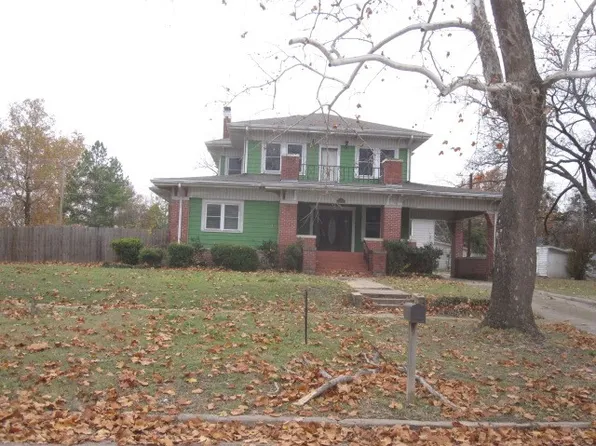 801 W Lillie Blvd, Madill, OK 73446