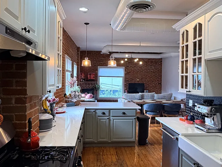 624 E 18th Ave #4 — Photo 6