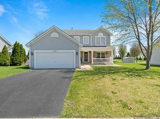 622 Deames St, Plano, IL 60545