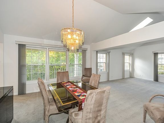 5th image of 205 Princeton Ln #205