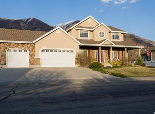 9944 N Dorchester Dr, Cedar Hills, UT 84062