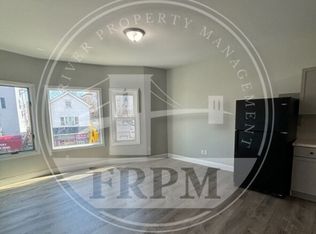 1429 S Main St, Fall River, MA 02724