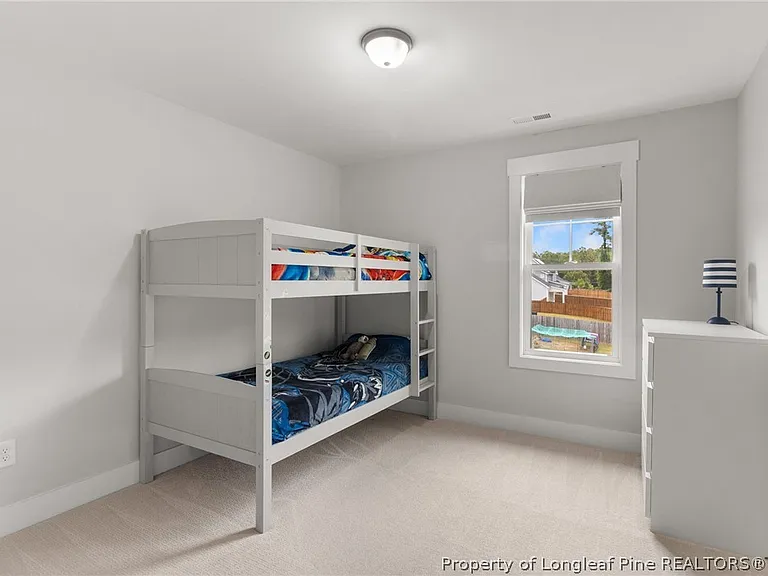 105 Woodford Ln — Photo 30