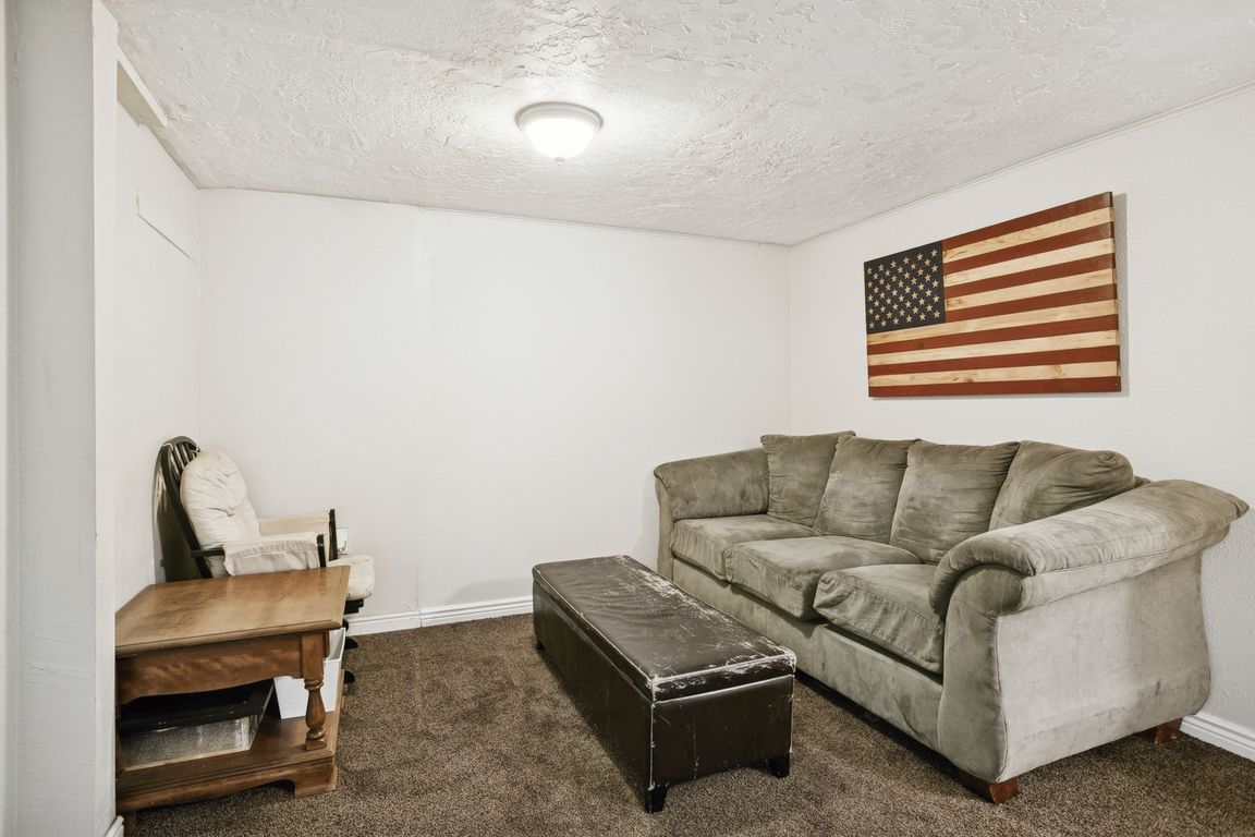 next background image