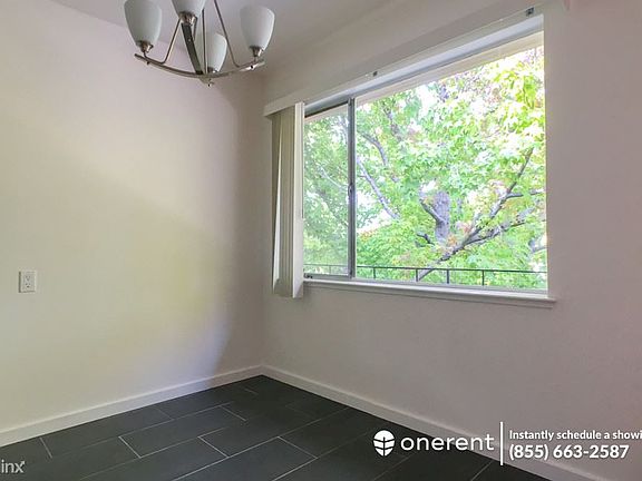 4th image of 1205 Allerton St