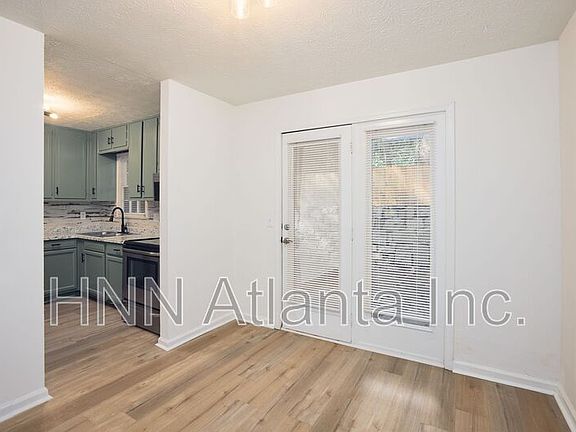3rd image of 5557 Estates Ct